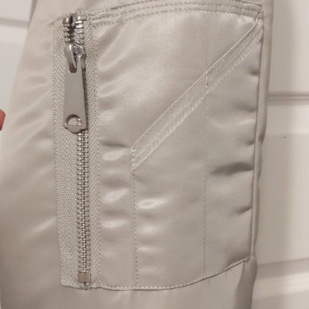 Bomber jacket - Picture 5 of 16
